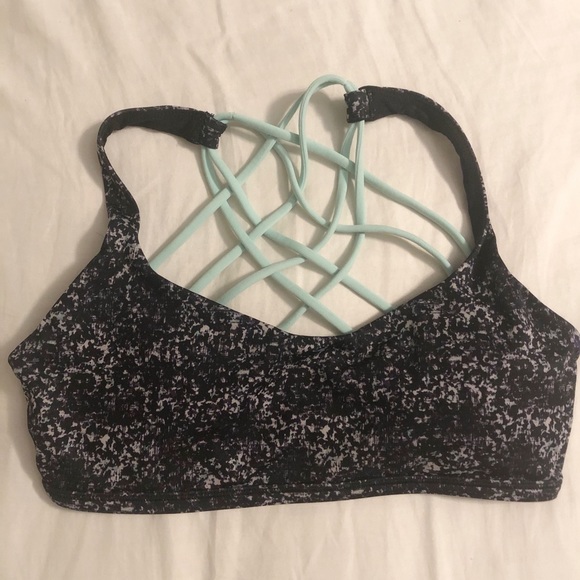 Lululemon Free to Be Bra - Picture 1 of 3